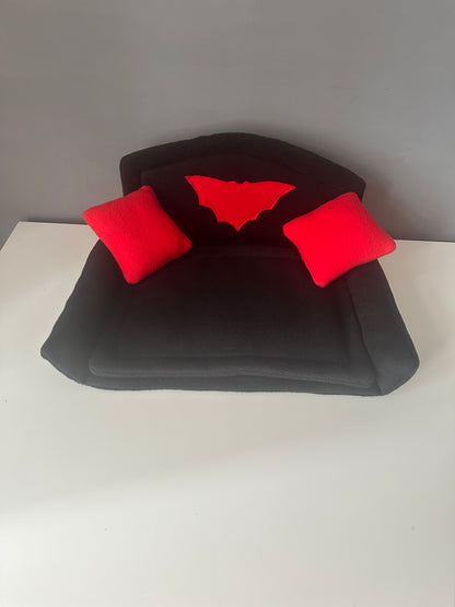 Vampire Guinea Pig Sofa | Cozy Bed For Small Pets
