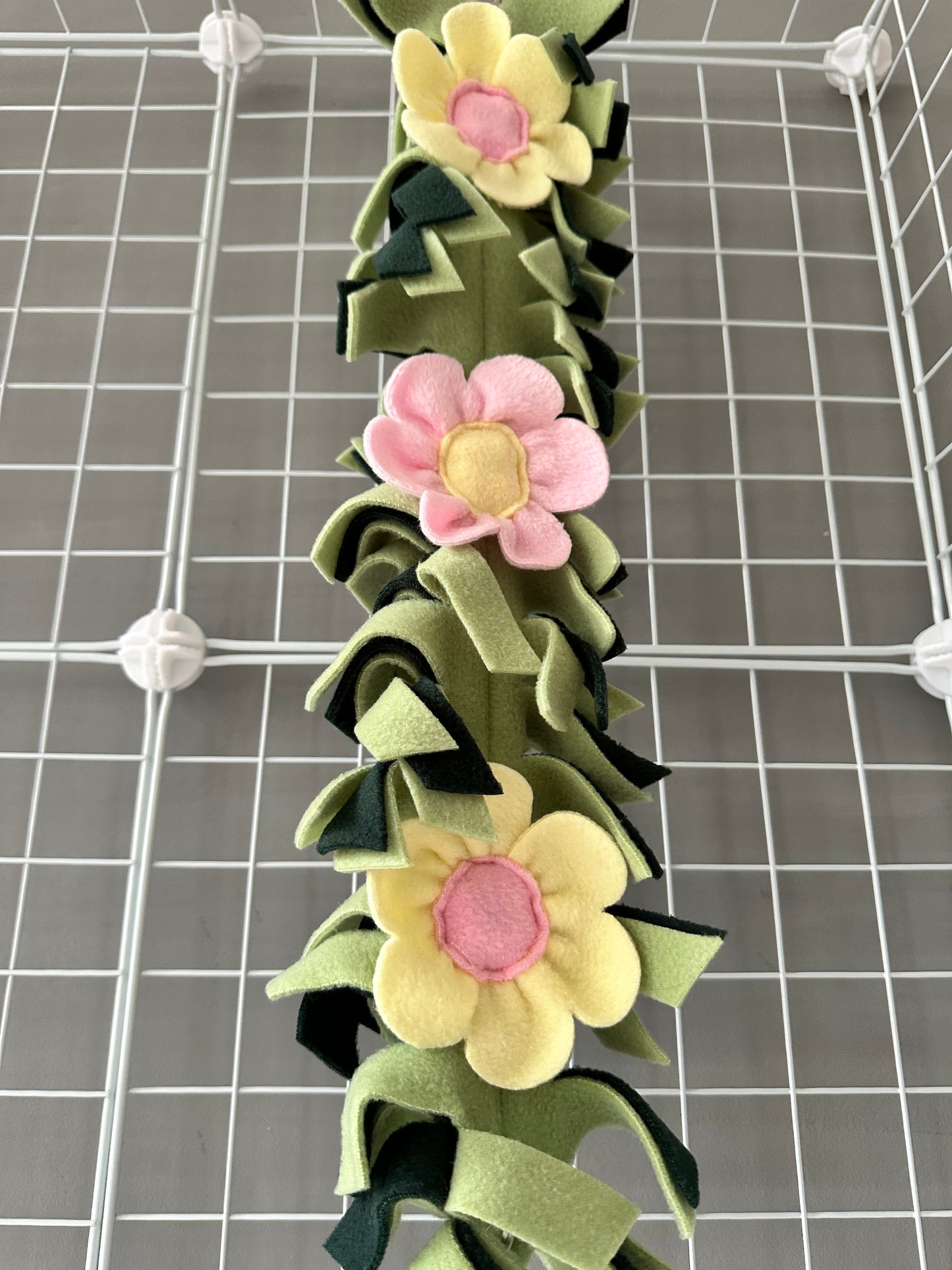 Flower Vine - 20"