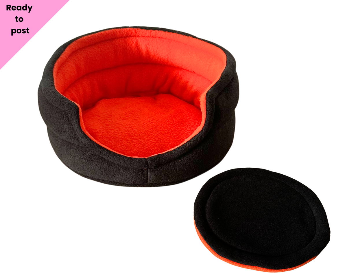 Cuddle Cup - Black & Orange